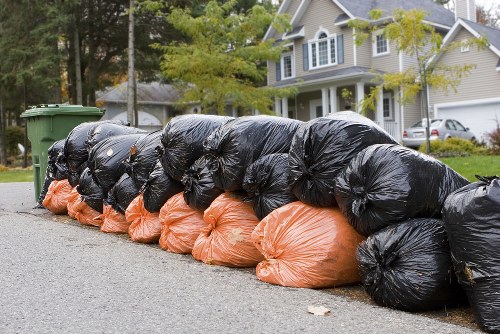 Different sizes of skips available in Haringey